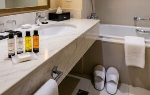 Proveedor confiable de amenities y equipamiento para hoteles y alojamientos turísticos
